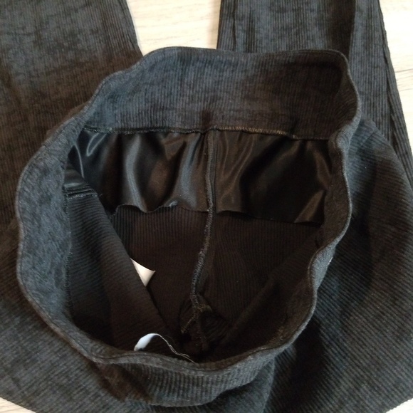 UP! Slimming Tummy Control Black & Gray Camo leggings /pants Curved Hem 12 - Picture 12 of 12